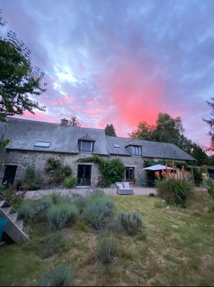 Bed and Breakfast L'Hôtié de Brocéliande Paimpont Exterior foto